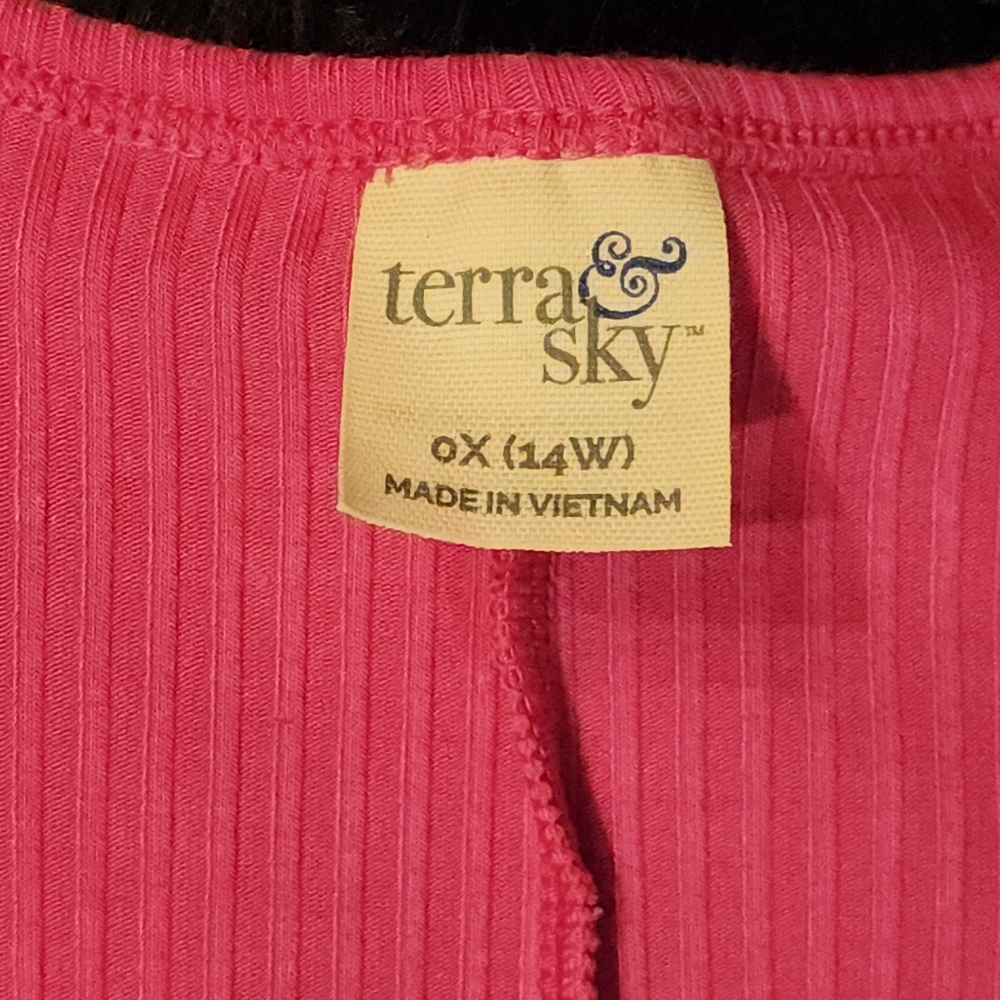 Terra & Sky Vivid Pink Blouse with Flutter Sleeves Size 14W - Picture 9 of 11